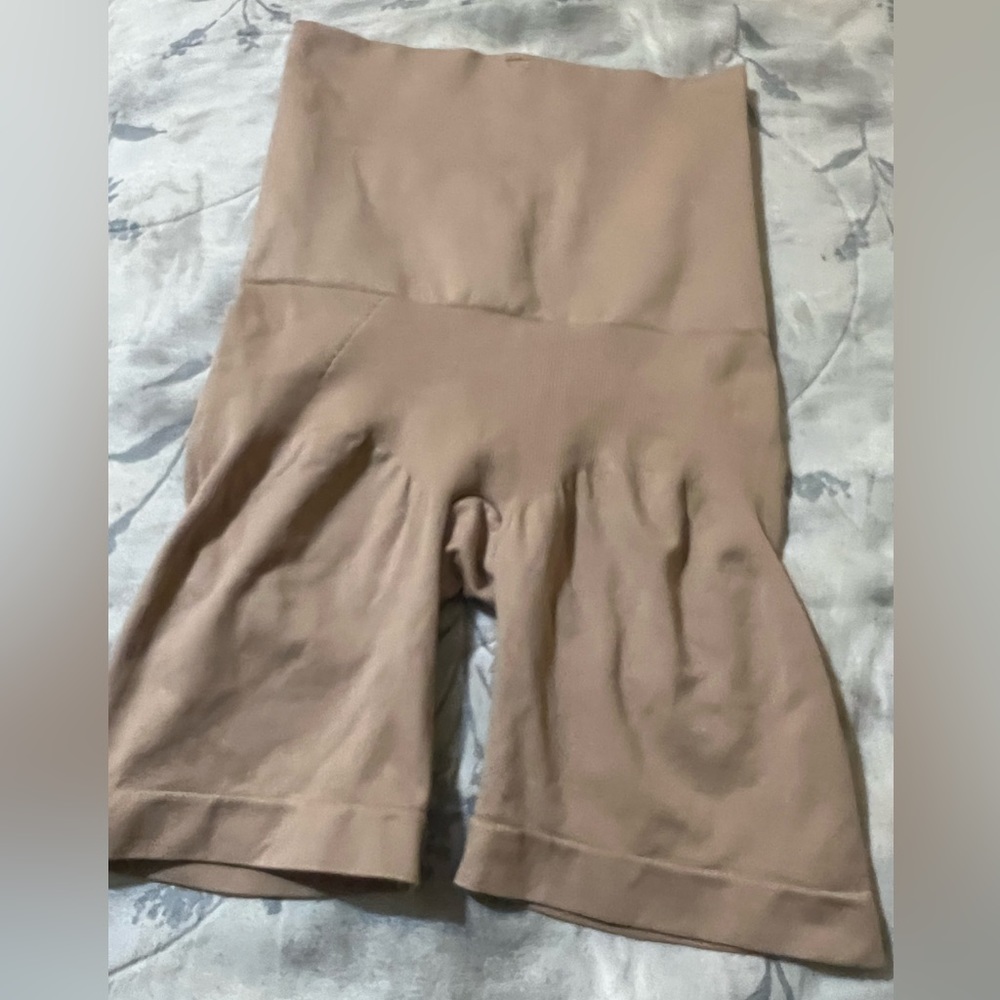 Shapewear size S/M